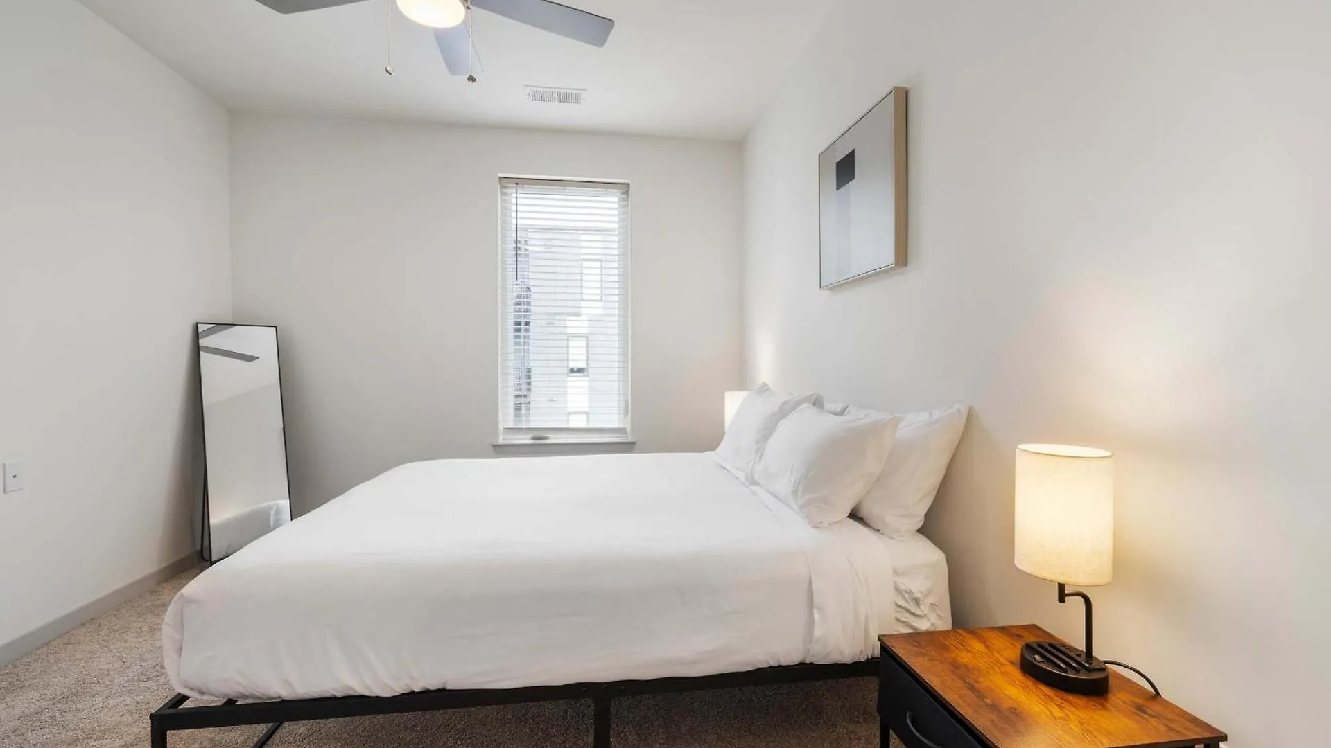 Modern Nulu 2Br Cozysuites 09 Louisville