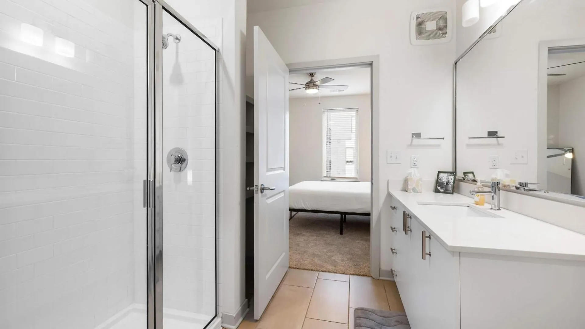 Modern Nulu 2Br Cozysuites 09 Louisville